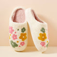 Charger l'image dans la visionneuse de la galerie, Floral Slippers