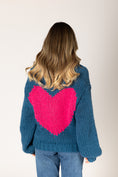 Charger l'image dans la visionneuse de la galerie, Lillian Hand Knit Heart Cardigan
