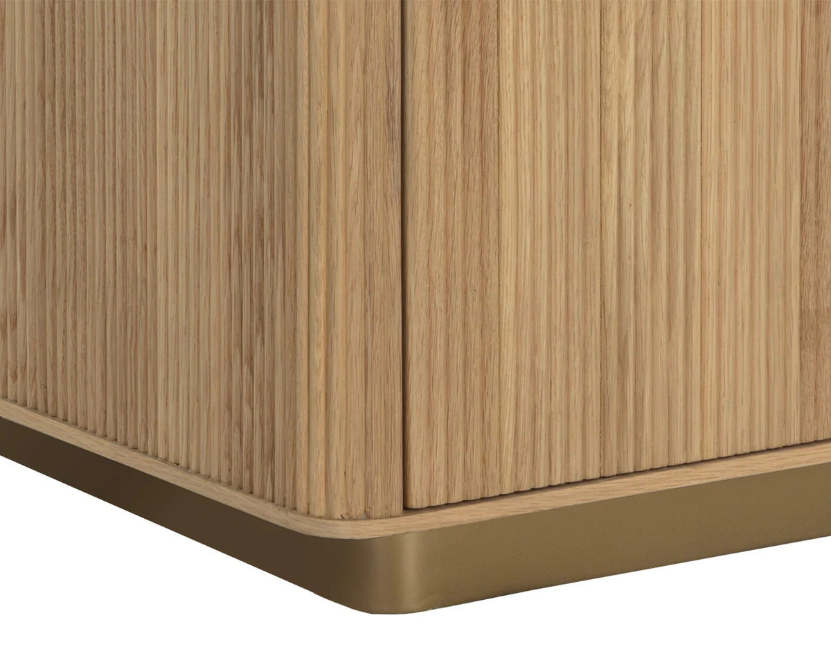 Dalla Nighstand