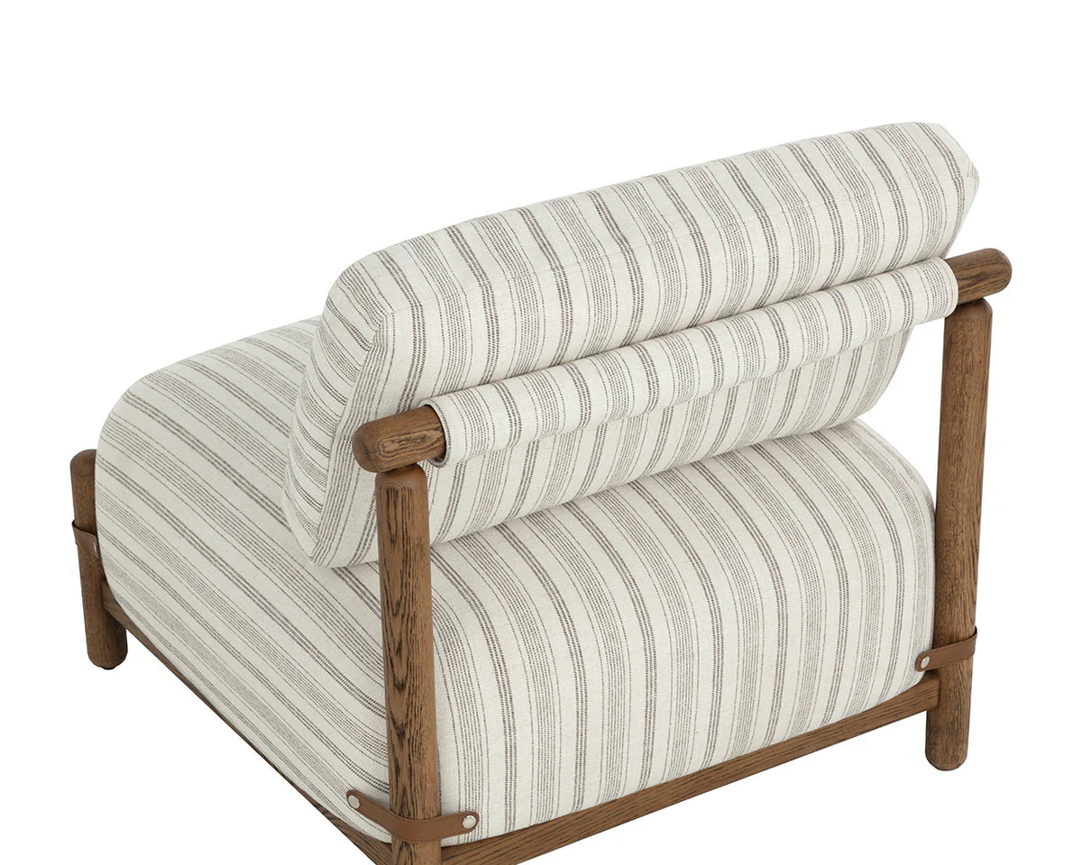 Hollar Lounge Chair