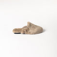Load image into Gallery viewer, Faux Fur Slides

