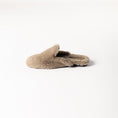 Load image into Gallery viewer, Faux Fur Slides

