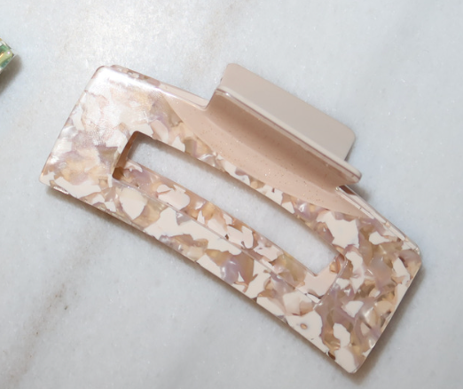 Large Shell Hair Clip