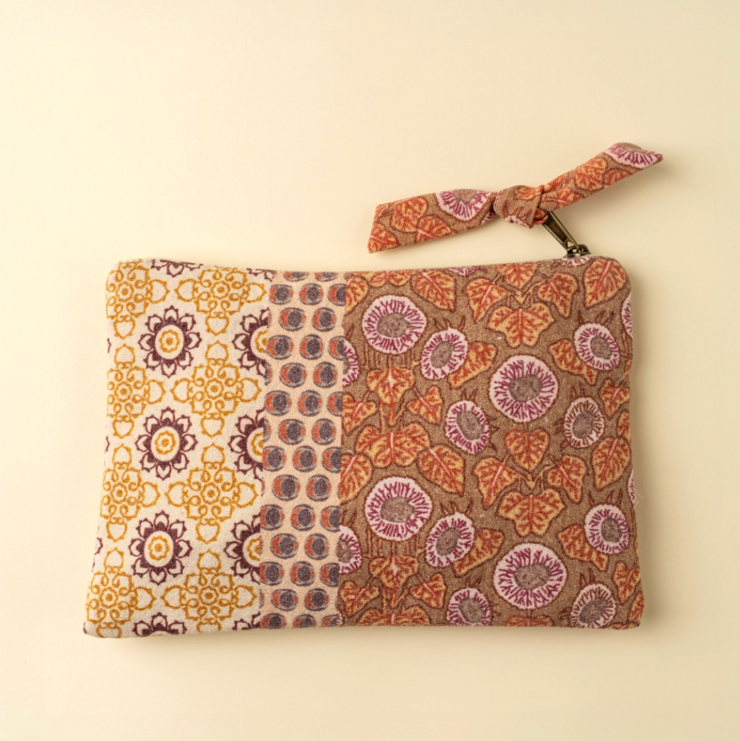 Cleo Pouch, Peach