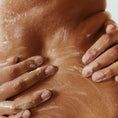 Charger l'image dans la visionneuse de la galerie, WIRED: The Body Exfoliant

