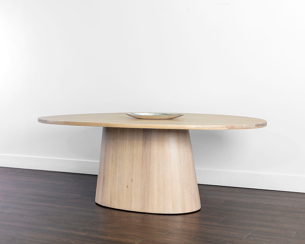 Althea Dining Table Oval