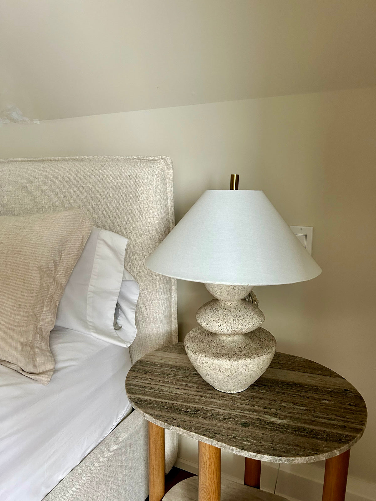 Juliana Bed